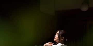 Korean Drama Cinematography: Techniques That Make K-Dramas Visually Stunning - Cover Image